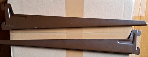 Regalträger und wandschienen - und,
